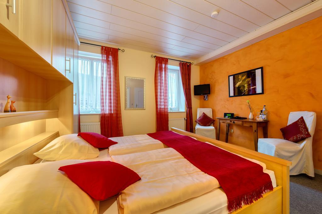 Moselhotel Ludwigs Köwerich Δωμάτιο φωτογραφία